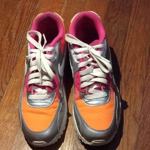 RETRO Nike Air max shoes ! π«